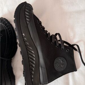 Platform black chuck Taylor’s